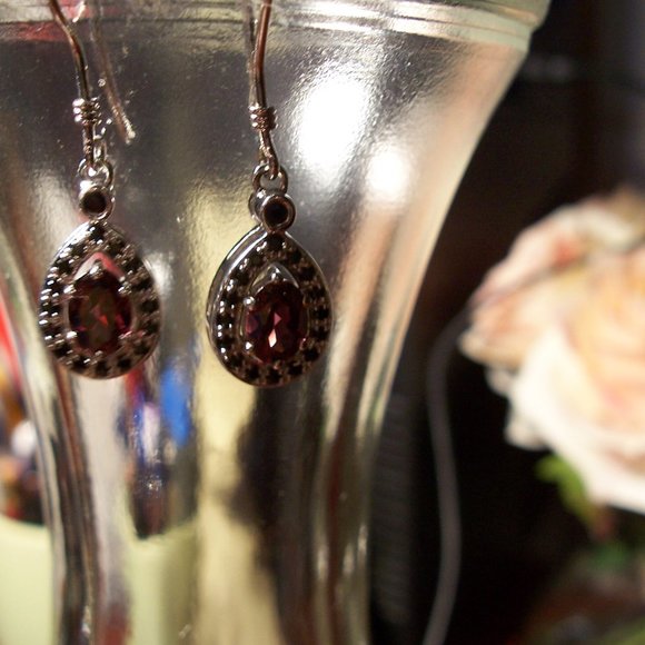Garnet Earrings - Picture 6 of 6